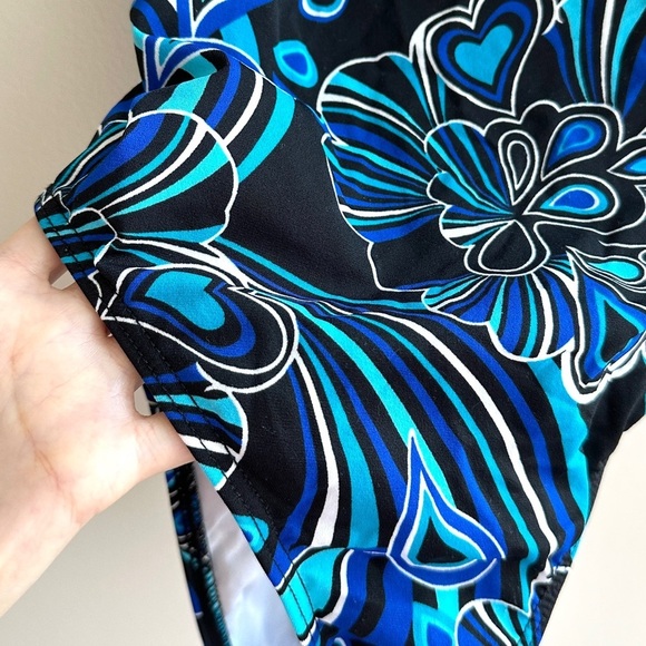 TYR Durafast Floral Blue and Black One Piece Swimsuit, Size 34 S - Picture 6 of 16